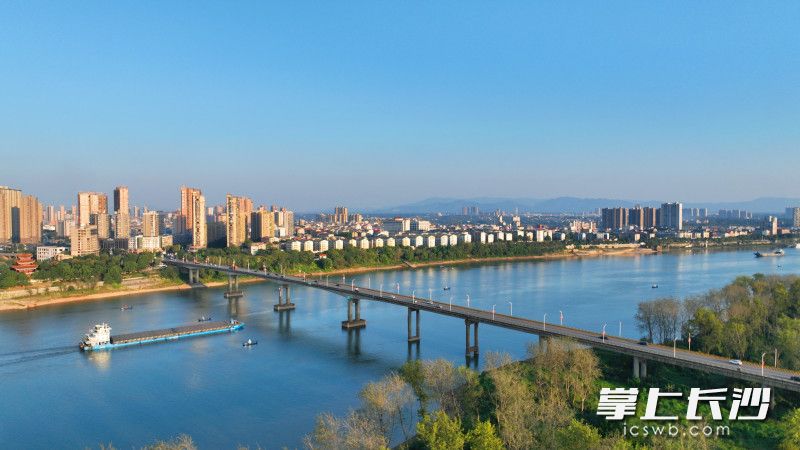 湘江穿越而過的湘陰。