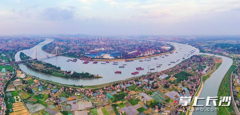 千里湘江第一灣。湘潭日?qǐng)?bào)記者 方陽 攝